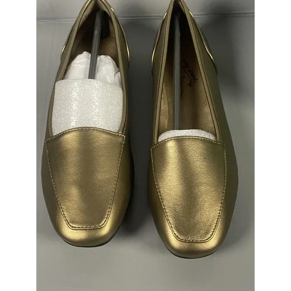 Easy Street Thrill Shoes Womens Size 5.5 Gold Loafers Comfort Slip On Flats - Picture 3 of 9